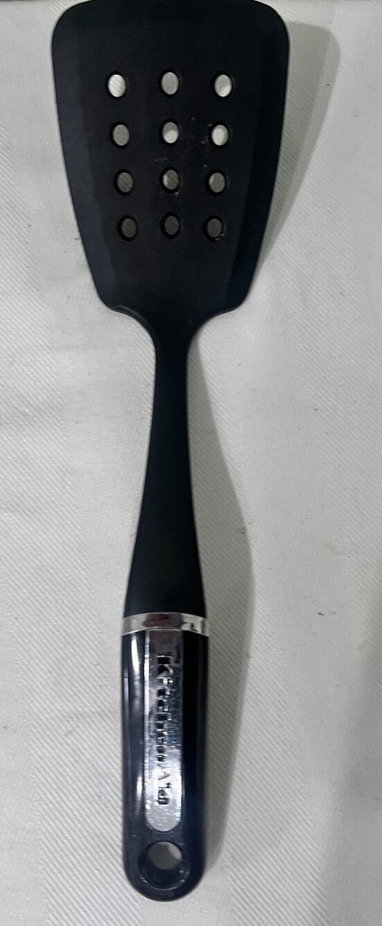 KitchenAid Classic Nylon Slotted Turner, Black 13 Inches